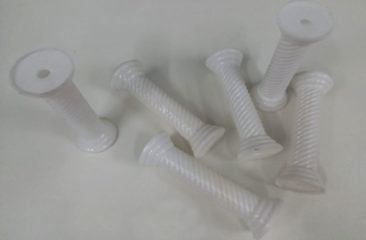 P19 B Cake Pillar Twisted Round