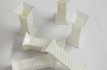 P20 B Cake Pillar Twisted Square 1