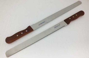 P40 A Woodan Handle Knife 1