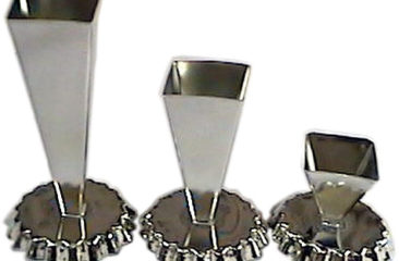 R08 Square Pyramid 1